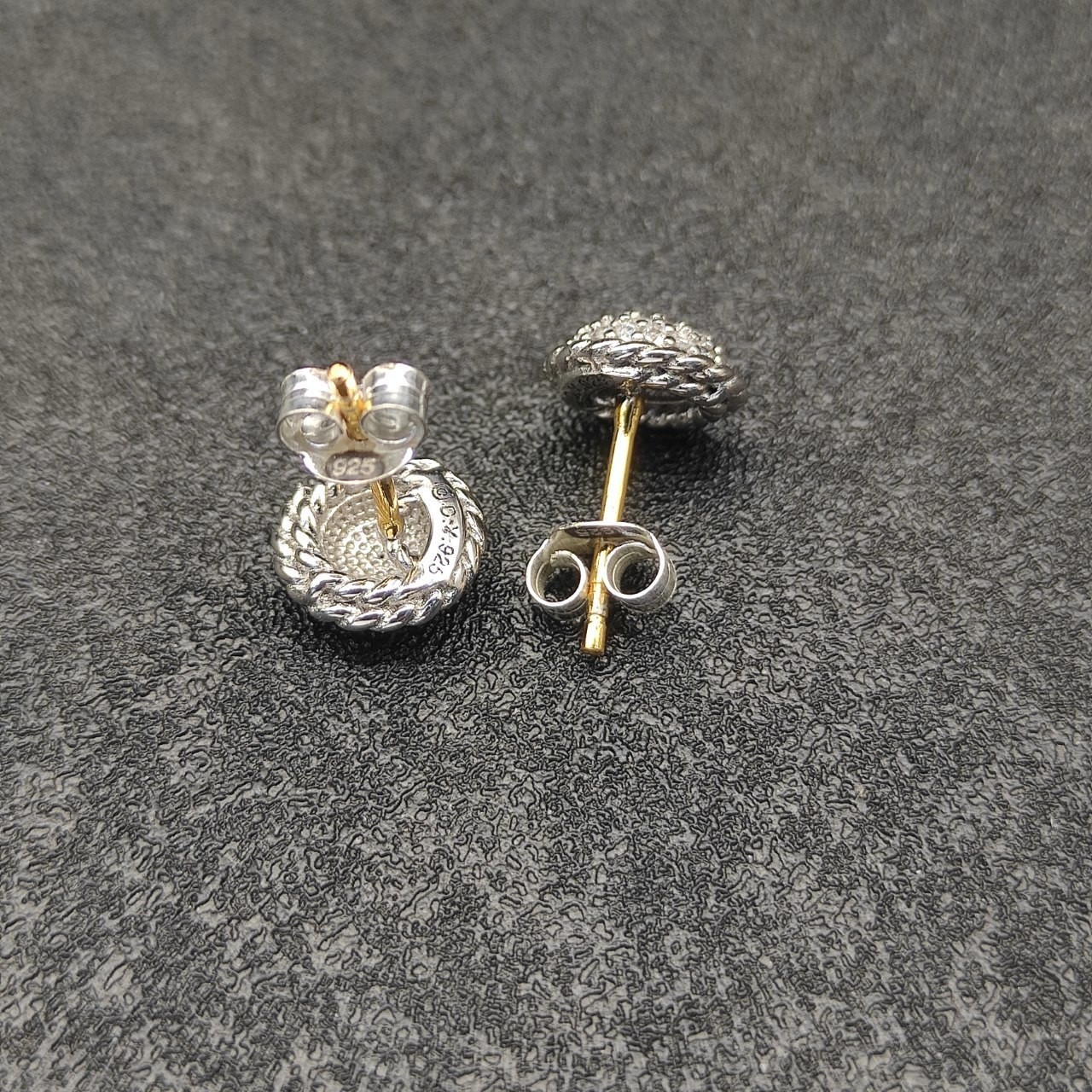 dau1d Yvrm*n 8.6mm round full d1am0nd earrings