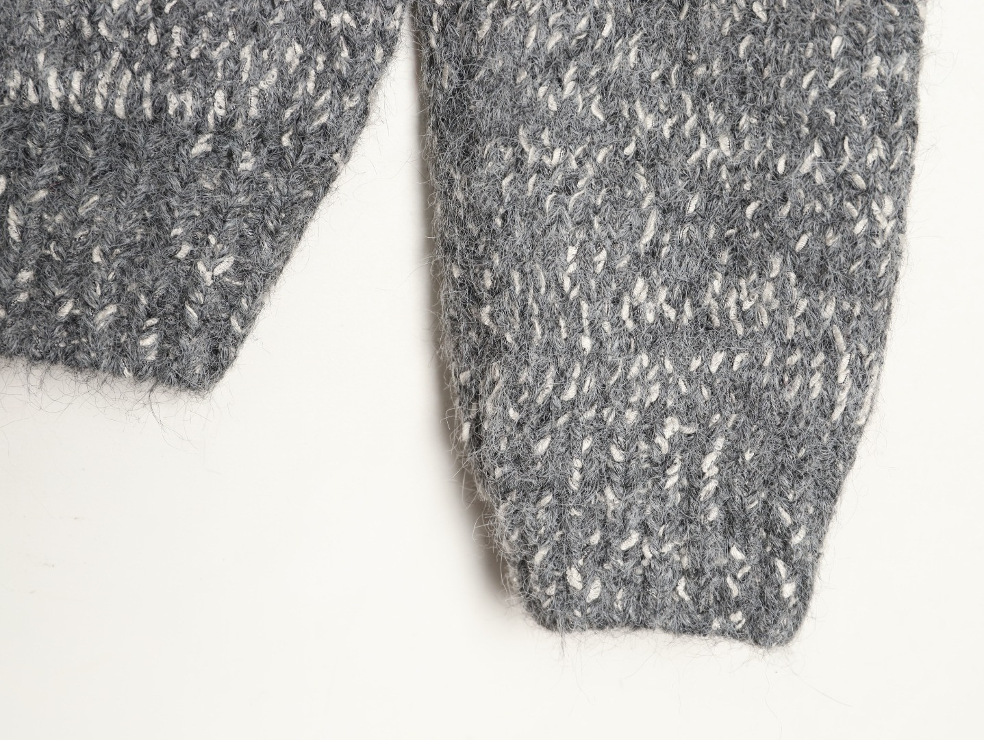 M1v M1v 25fw sweaters coats