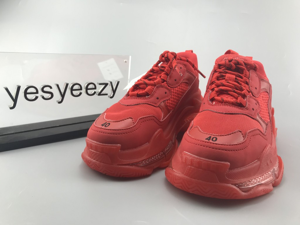UA TRIPLE S CLEAR SOLE TRAINERS RED