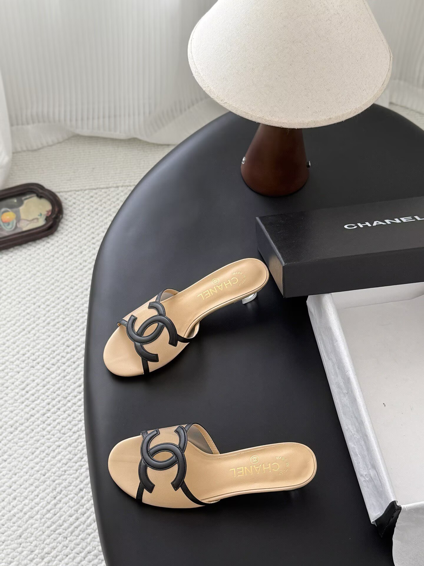 ua Ch**el sandals 4.5cm heel