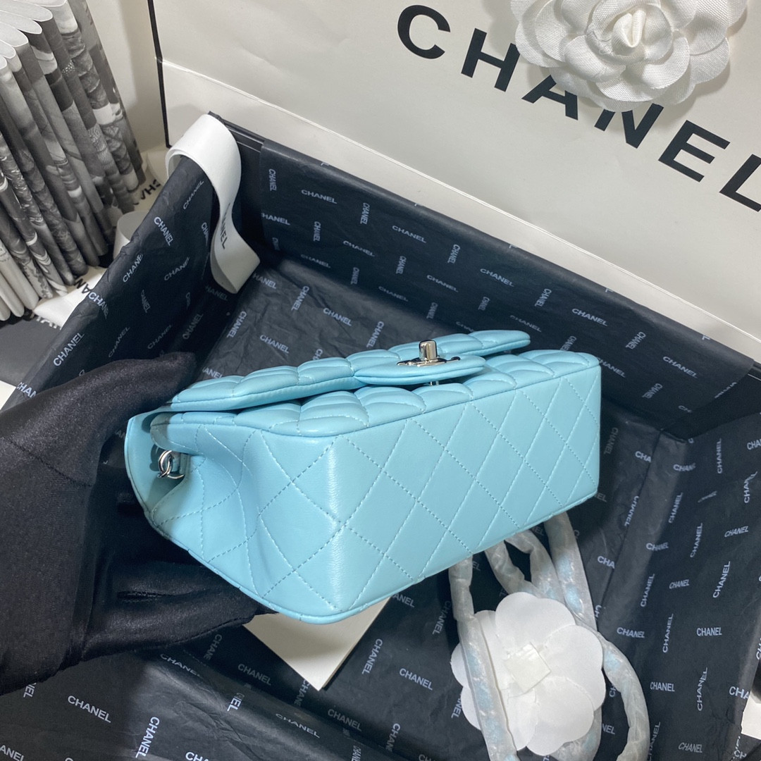Ch**el mini flap bag 20x12x6cm