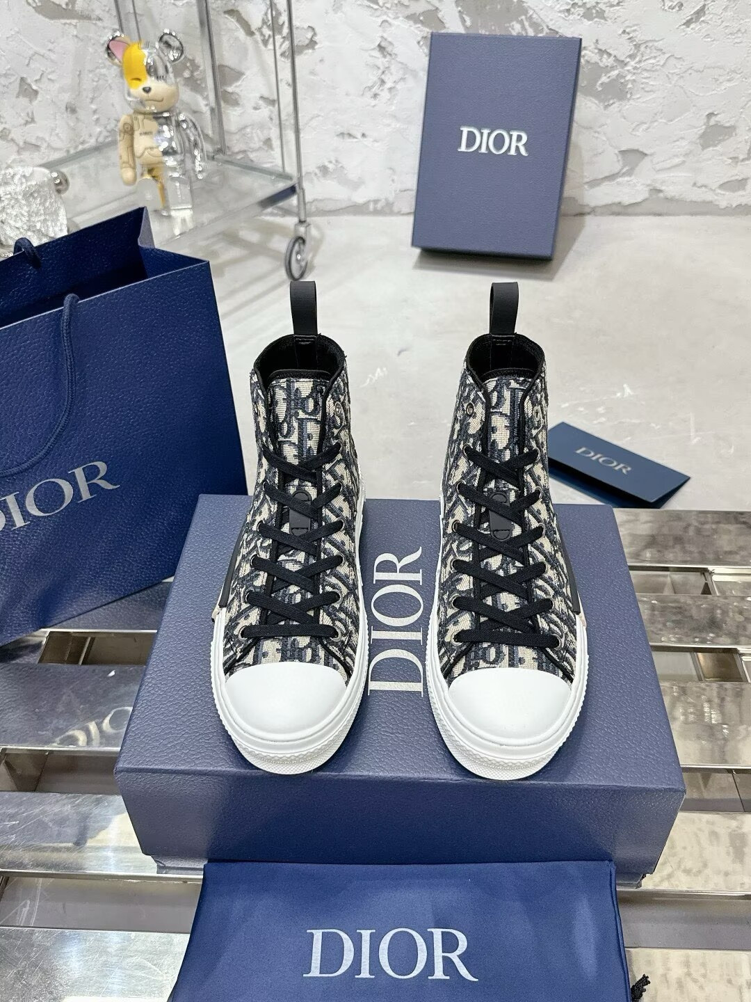 ua D10r sneaker
