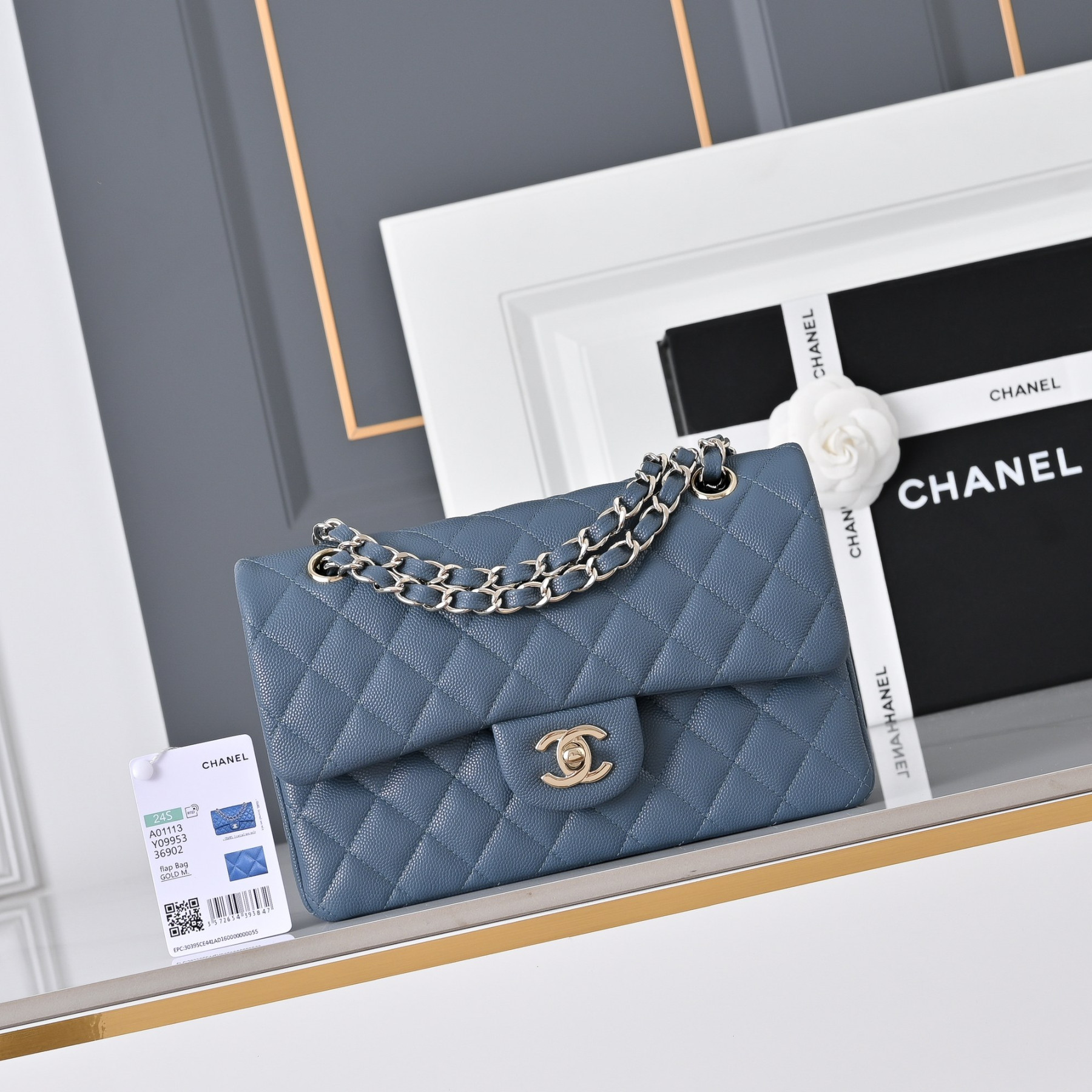 Ch**el classic flap handbag dusty blue with light gold hardware and caviar leather a01113 23x14.5x6cm