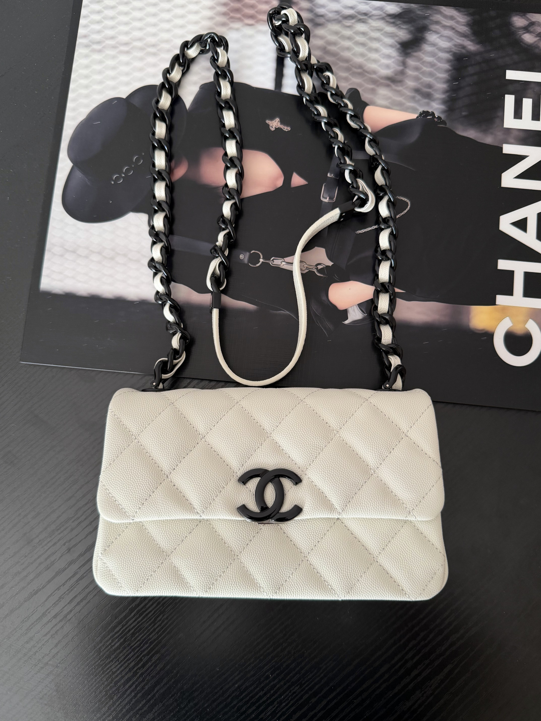 Ch**el flap bag as2302 20x12.5x6cm