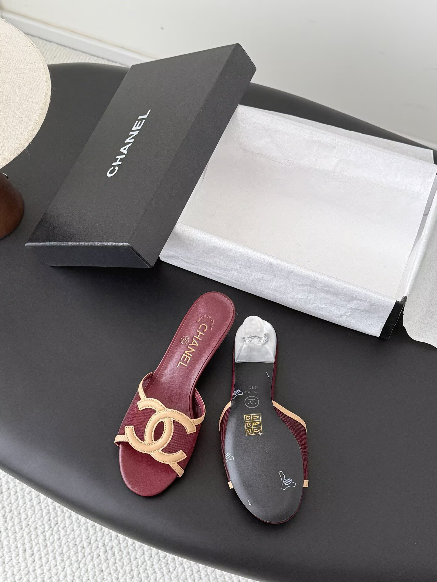 ua Ch**el sandals 4.5cm heel