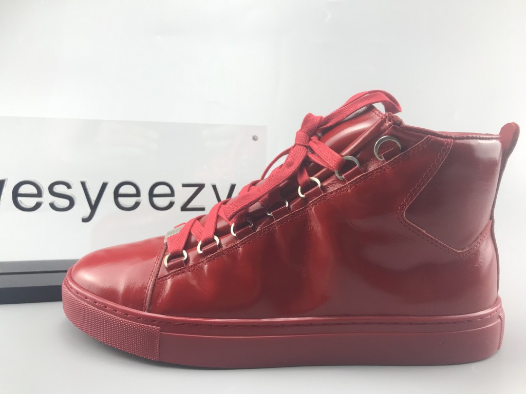 UA BG PAIRS HIGH SNEAKER RED