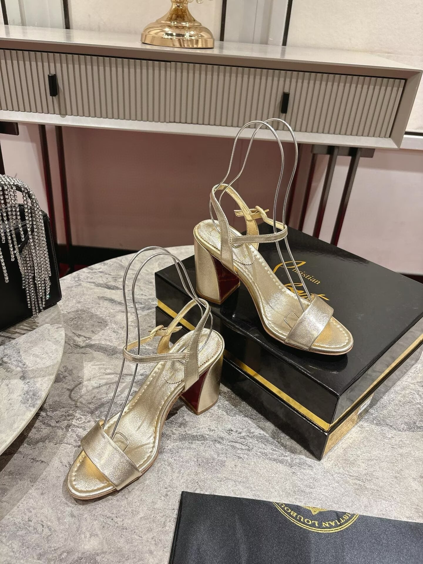 ua chr1st1an louboutin miss jane leather sandals(cusT0mized, no exchange no return, about 15 days)