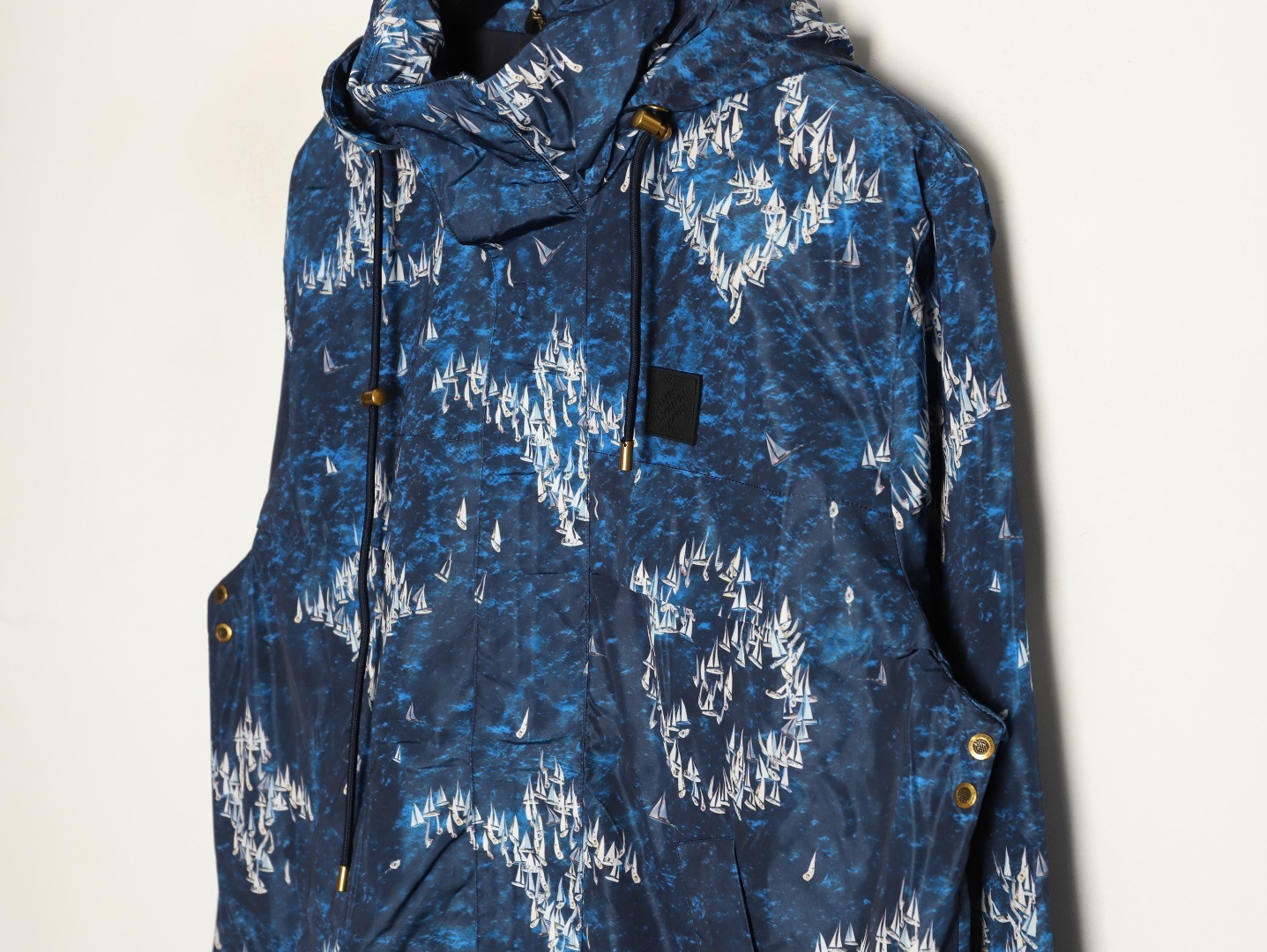 L0vis Vvtt0n Coats