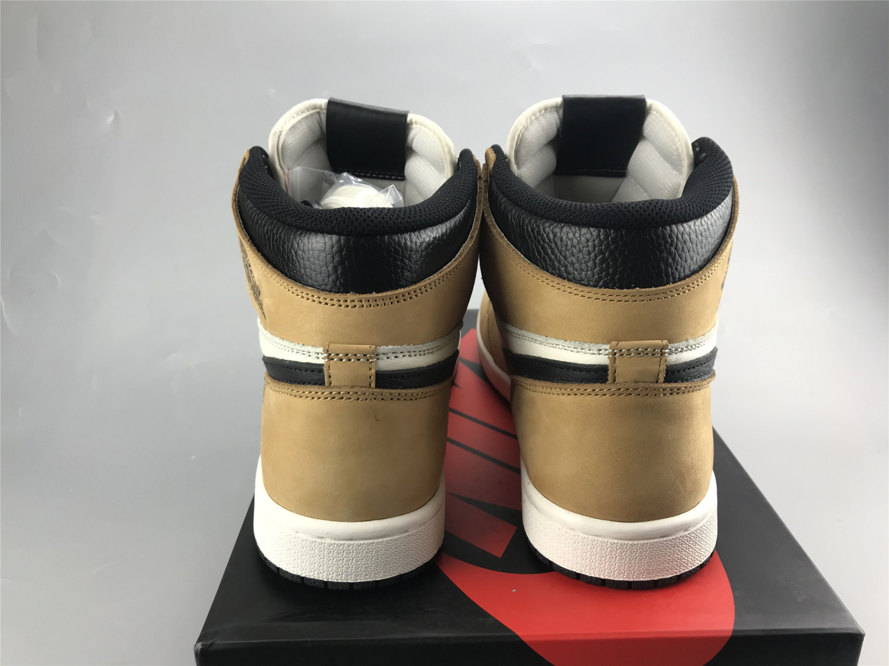 UA AIR JORDAN 1 RETRO HIGH OG "ROOKIE OF THE YEAR"