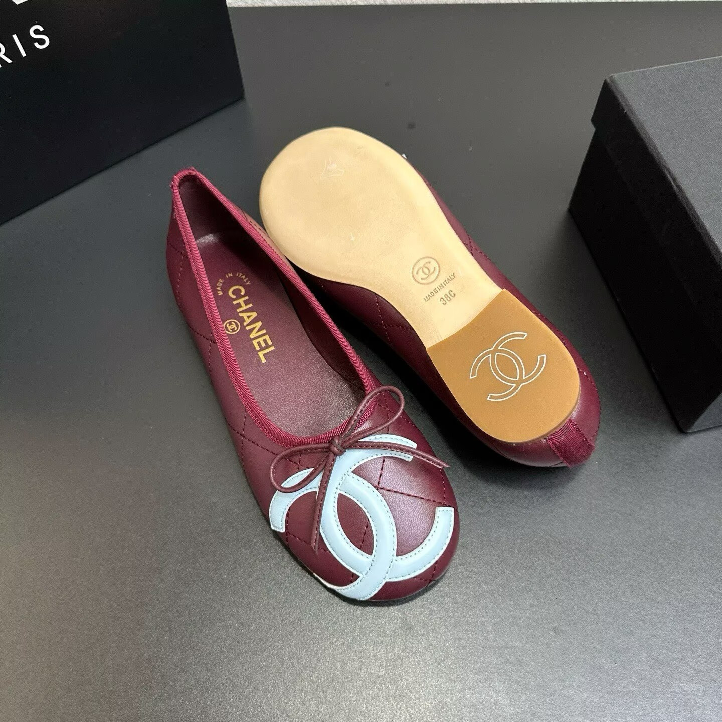 ua Ch**el ballet flat