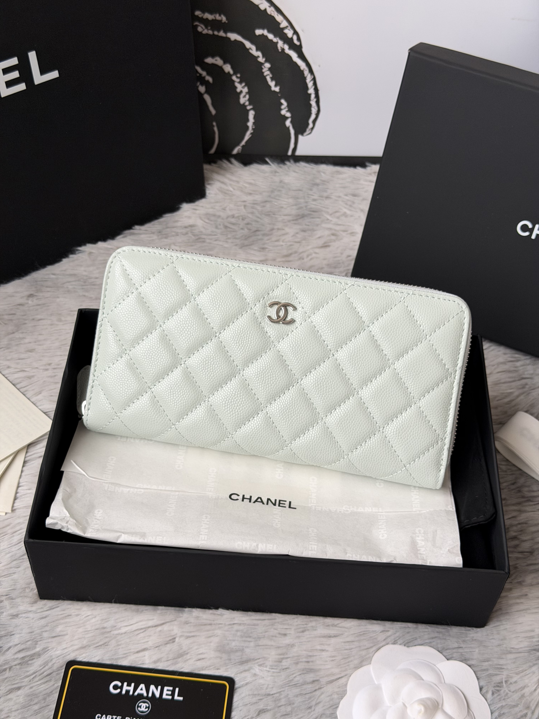 Ch**el zip around wallet 80758 10x19x3cm