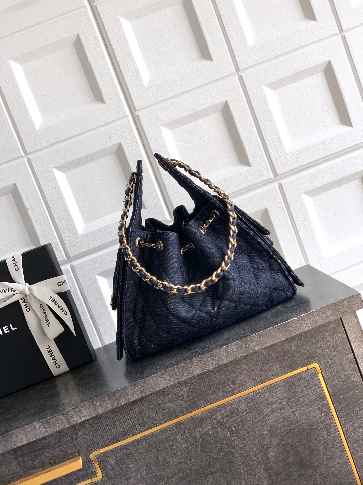 Ch**el 25c bucket bag 30x26x14cm