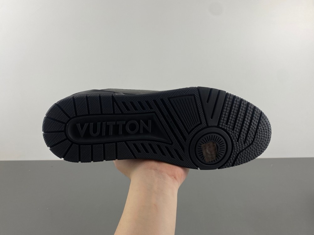 UA LV trainer Sneakers