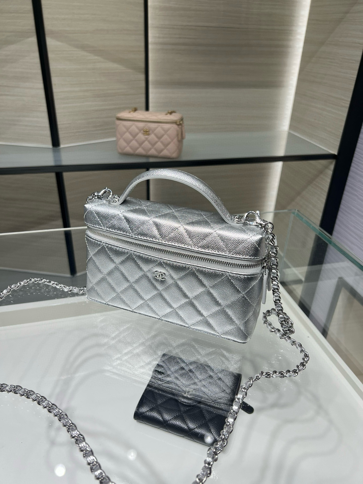 Ch**el classic vanity with chain handbag ap4385 17x19.5x5cm