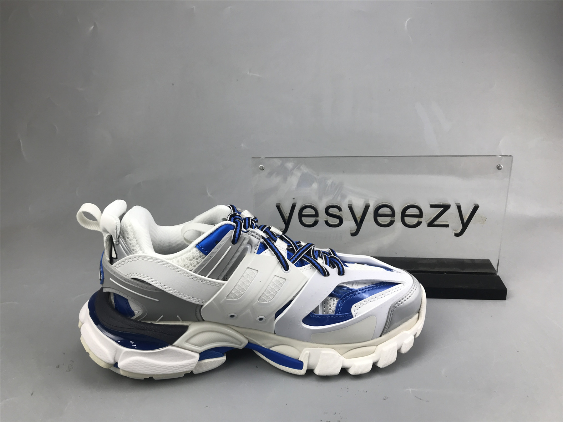 UA X-PANDER WHITE BLUE GREY