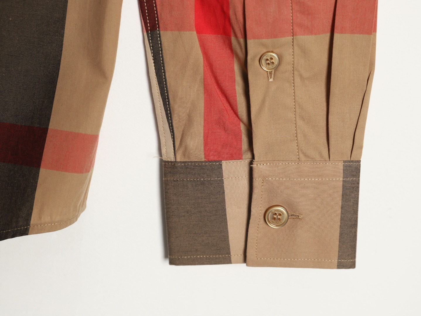 Bv*b*rry long-sleeved shirts