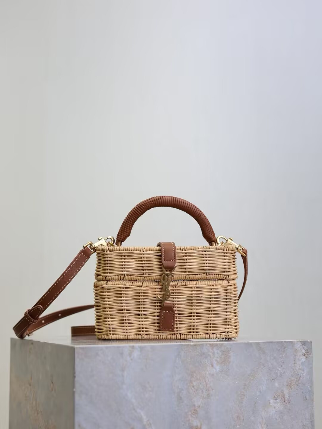 Y51 gaby vanity bag 18x11x6.5cm