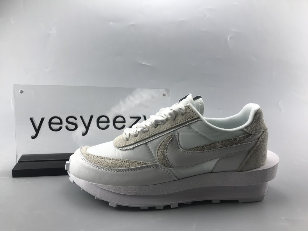 UA NIKE SACAI X LDWAFFLE "WHITE NYLON"