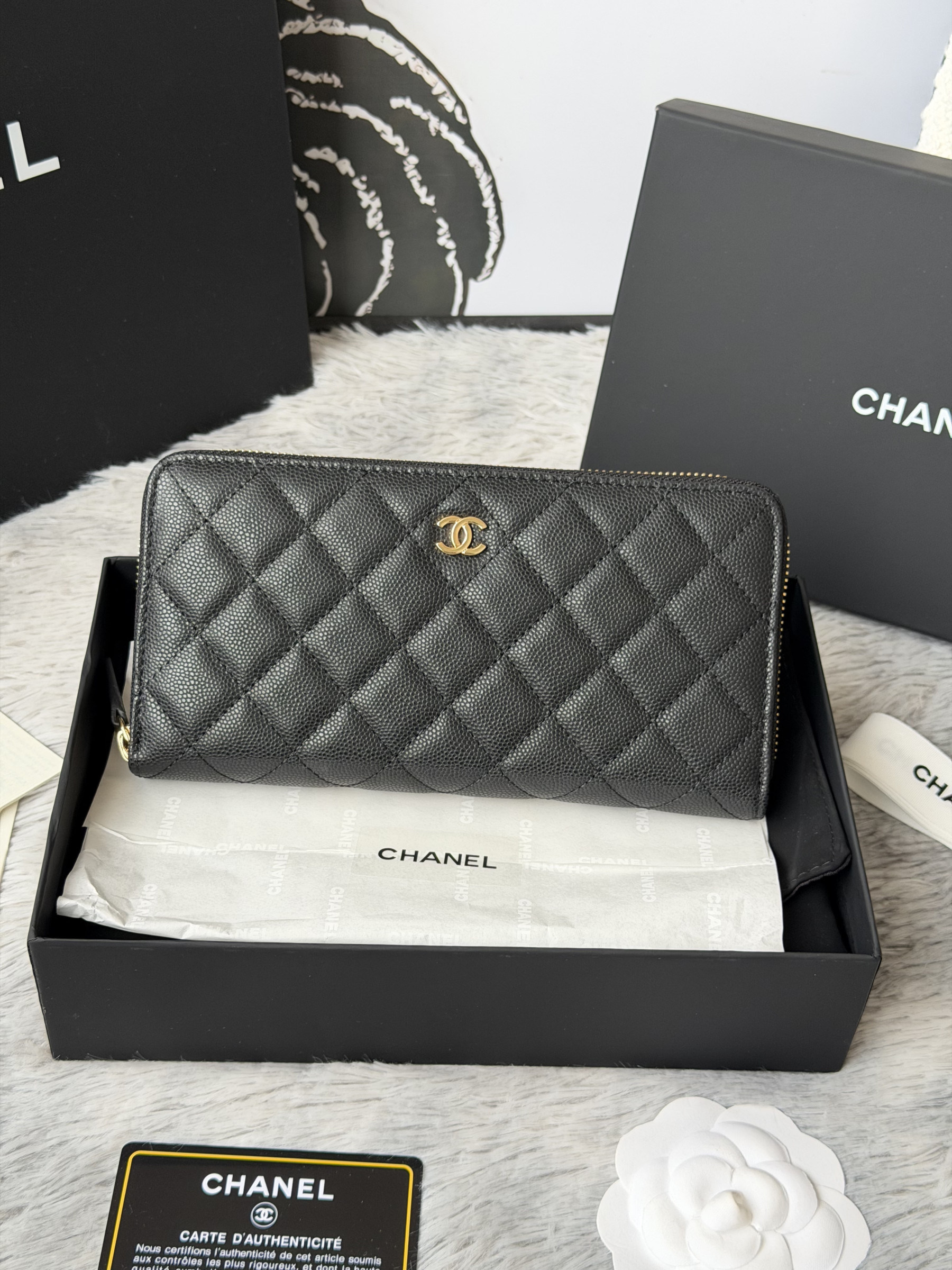 Ch**el zip around wallet 80758 10x19x3cm