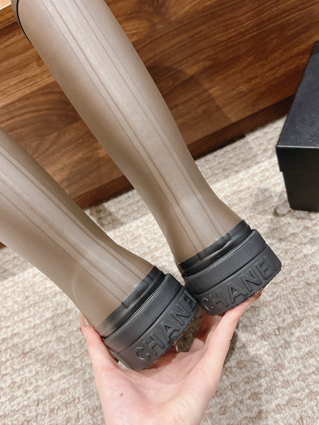 ua Ch**el boots (7-10 days production time)