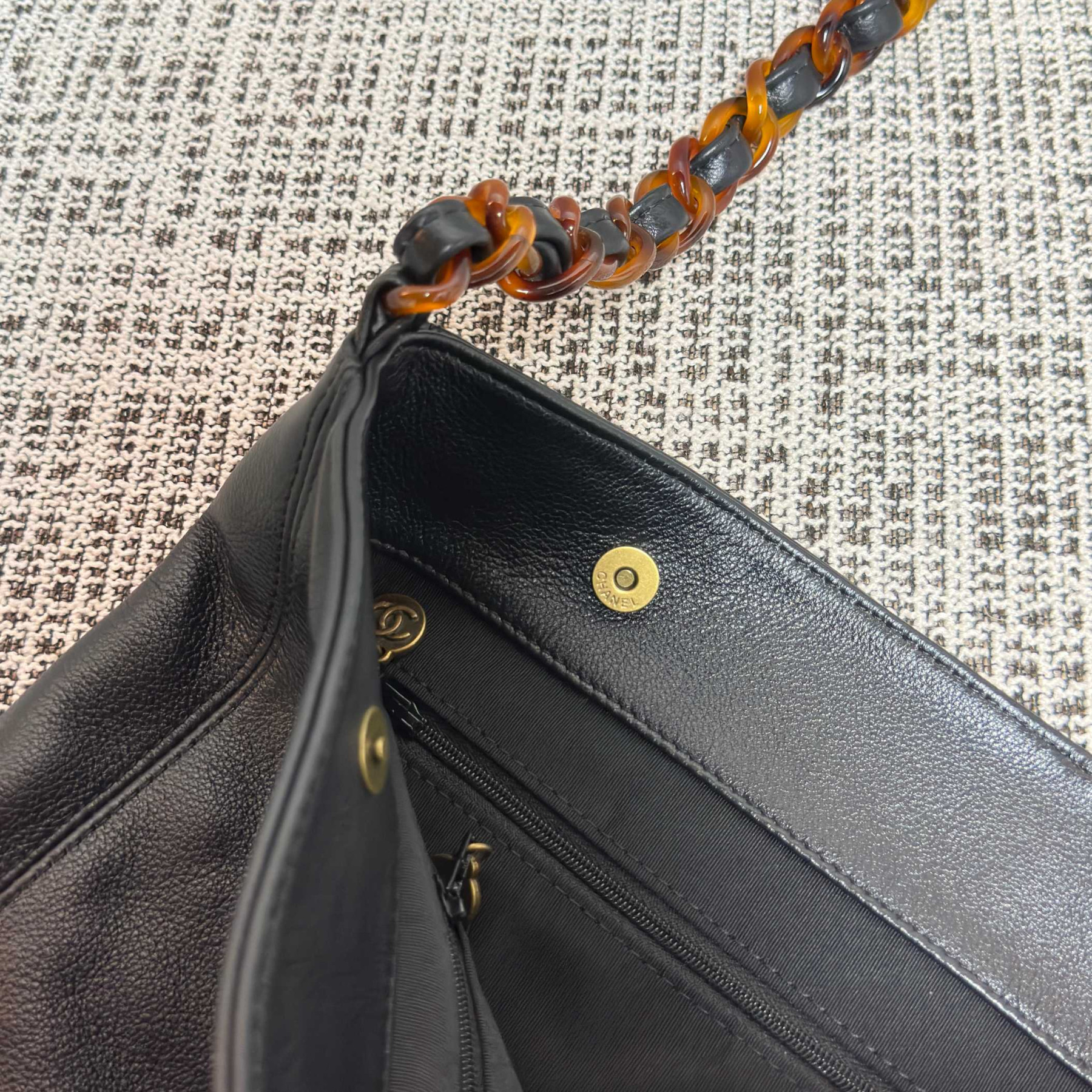Ch**el hobo bag 33x32cm