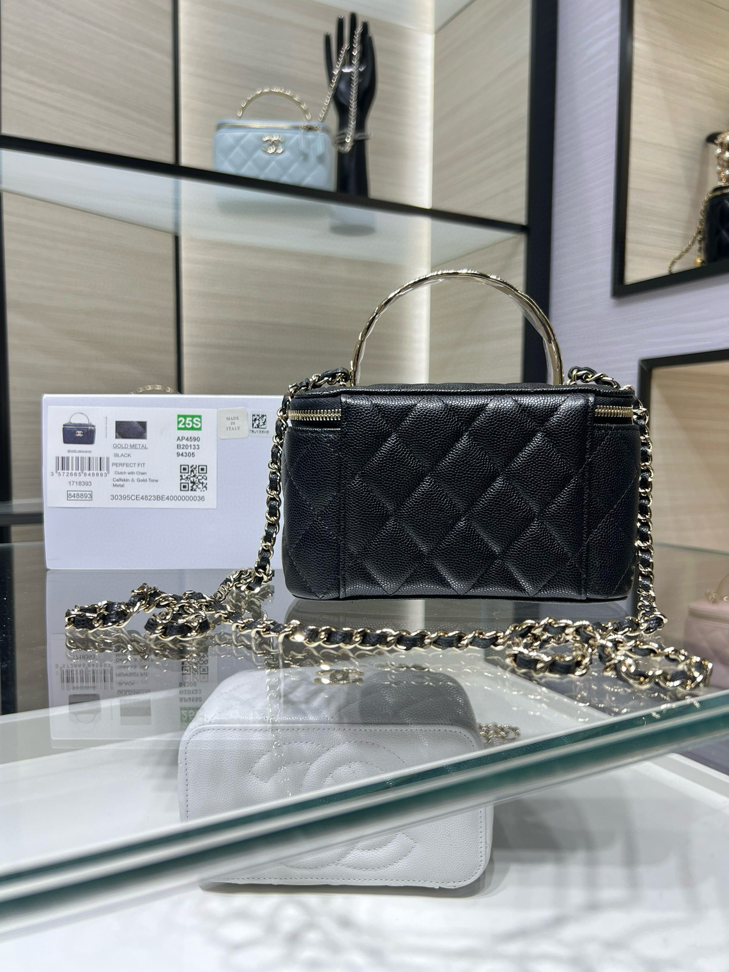 Ch**el clutch with chain ap4590 17x9.5x8cm