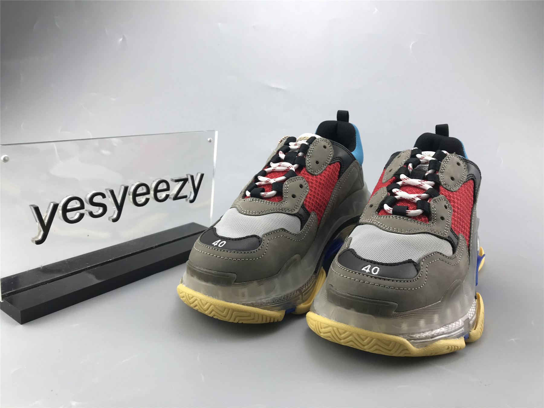 UA TRIPLE S CLEAR SOLE SNEAKER BLUE AND RED