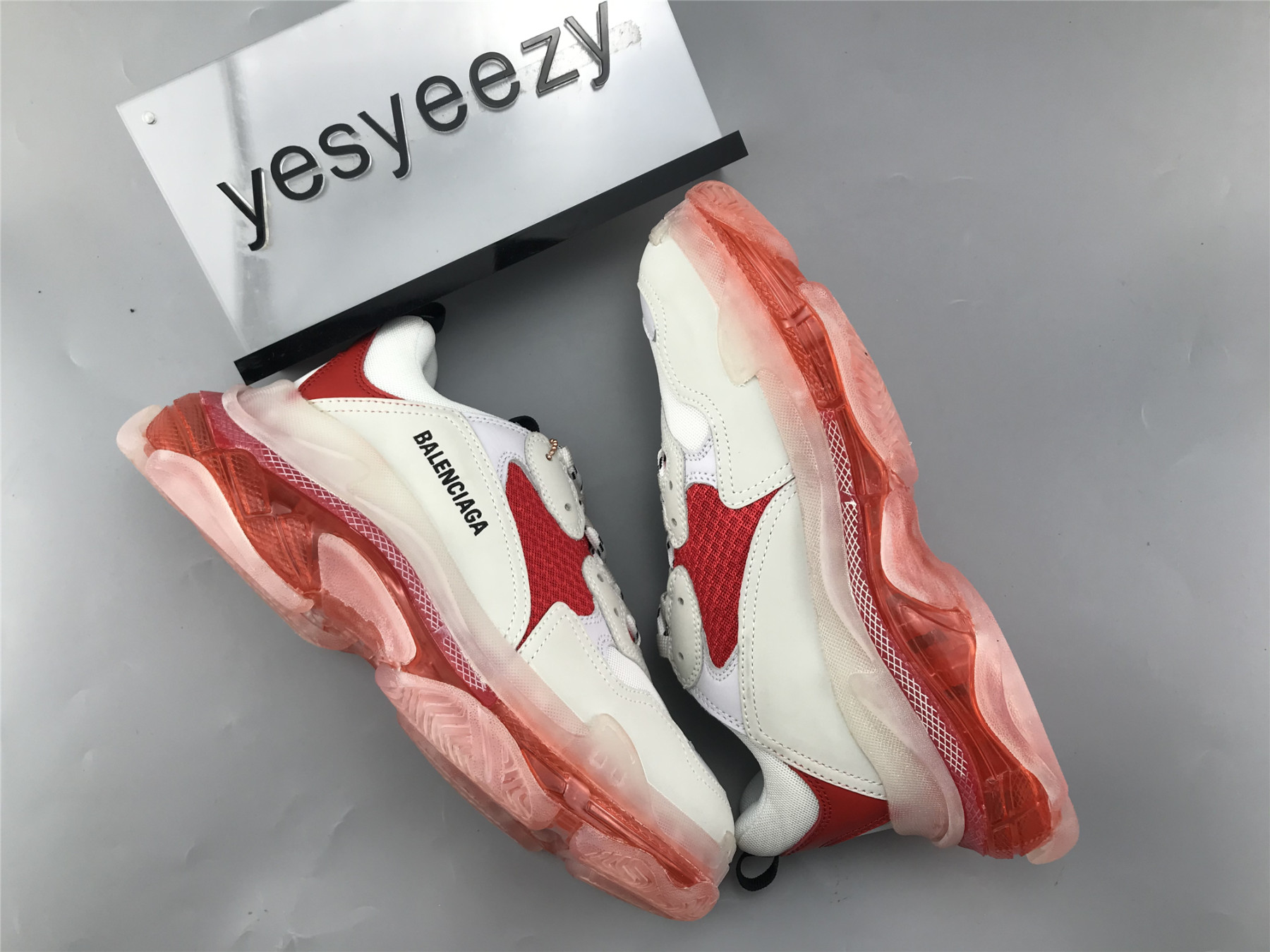 UA TRIPLE S SNEAKER WHITE RED AND GREY