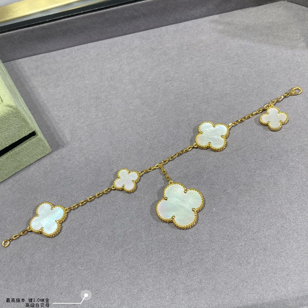v*n cl**f & arpels preM1vm white fritillaria five flower bracelet