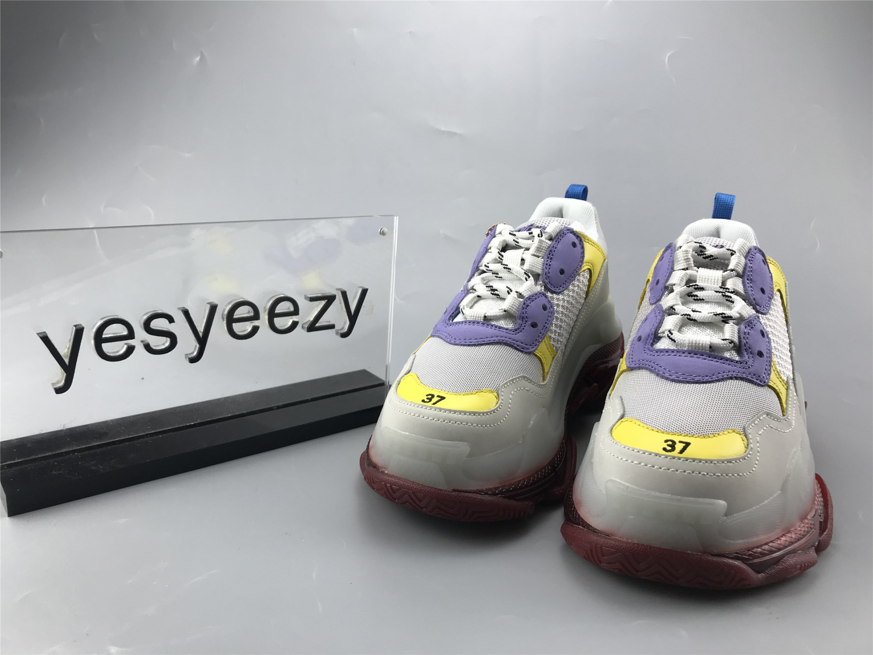UA TRIPLE S SNEAKER RED PURPLE