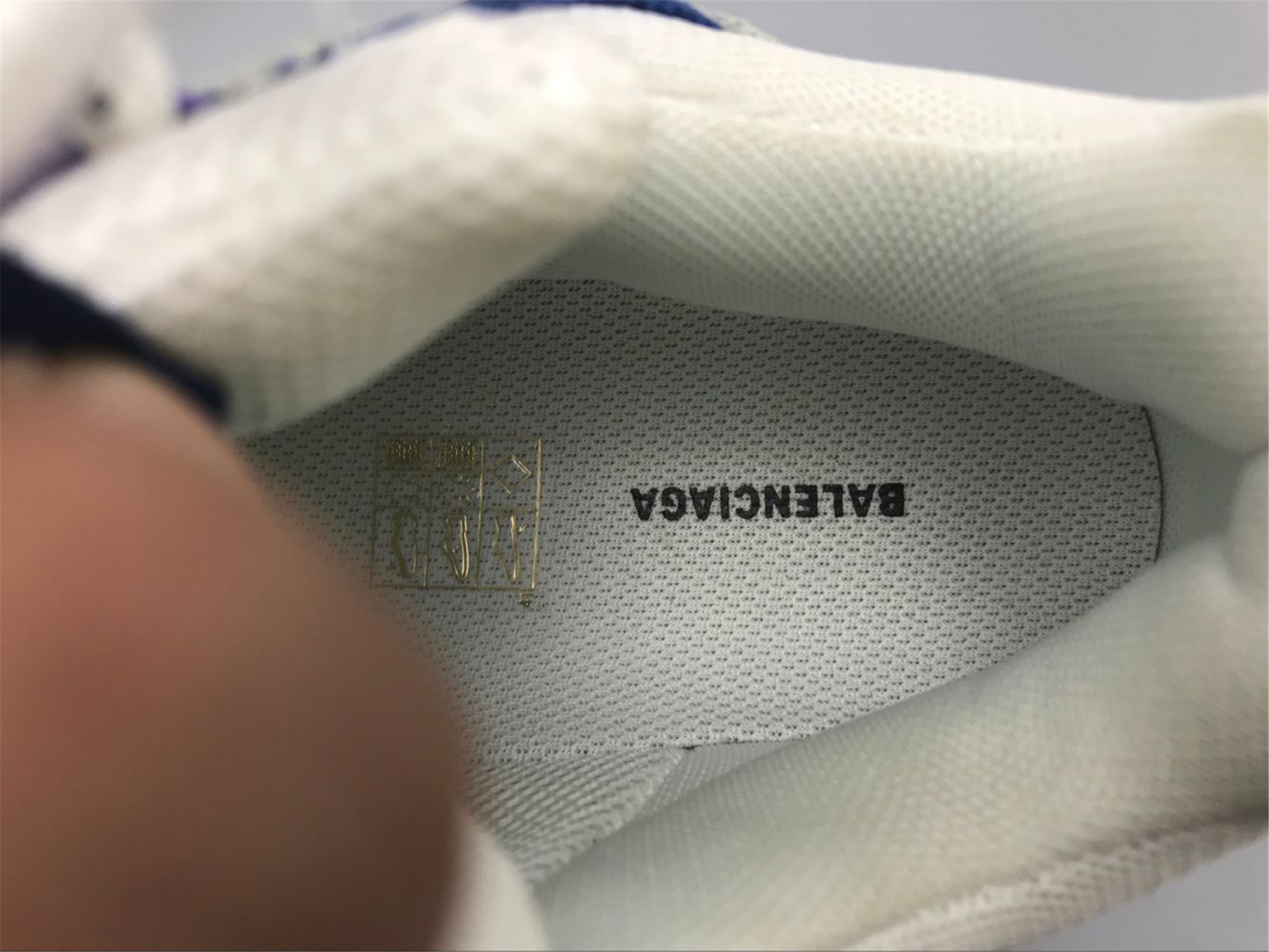 UA TRIPLE S CLEAR SOLE SNEAKER WHITE PURPLE