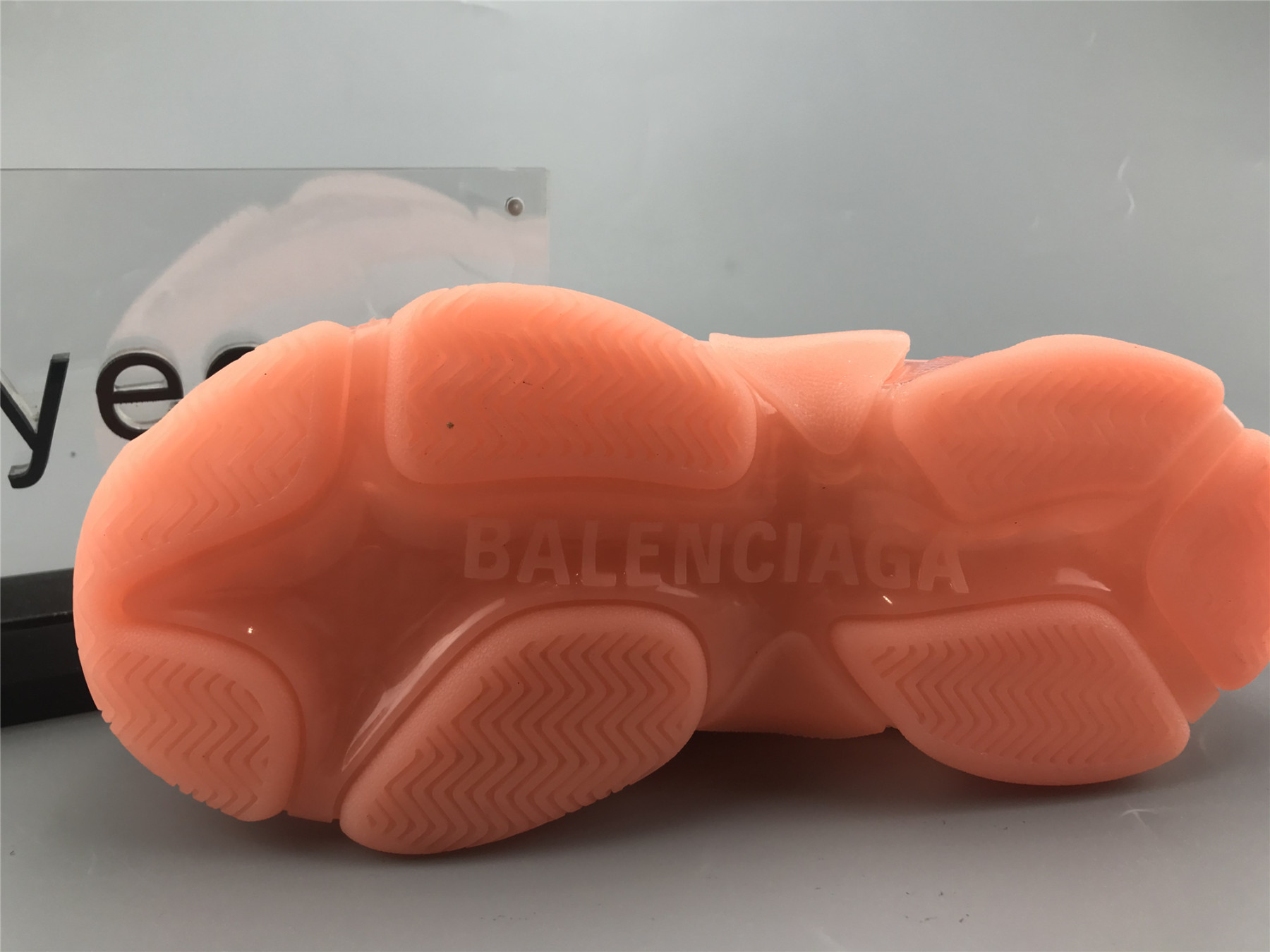 UA TRIPLE S SNEAKER PINK