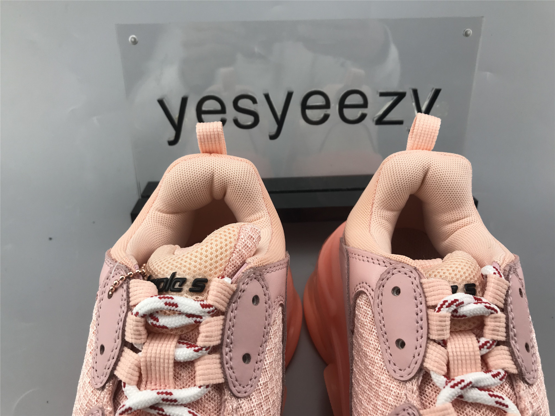 UA TRIPLE S SNEAKER PINK