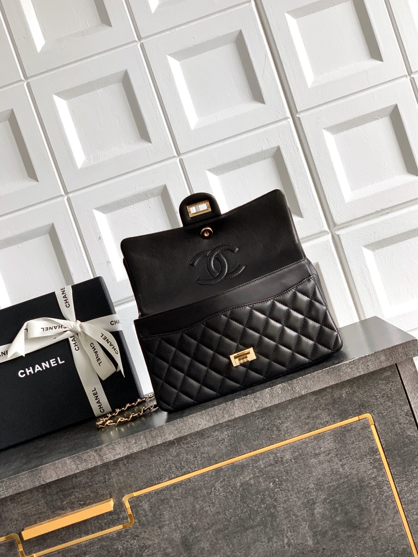 Ch**el flap handbag 25.5x15.5x6.5cm