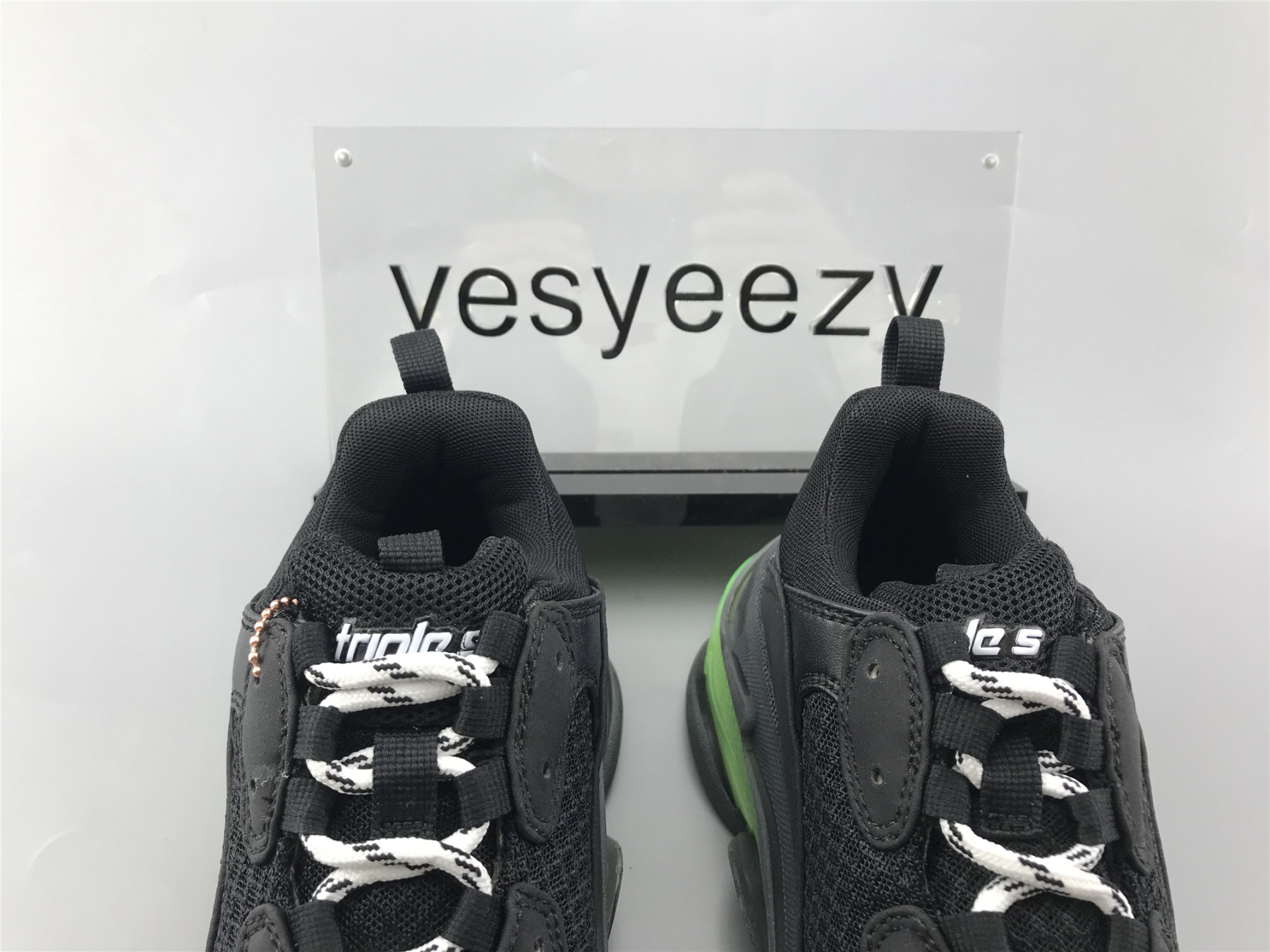UA TRIPLE S SNEAKER BLACK GREEN