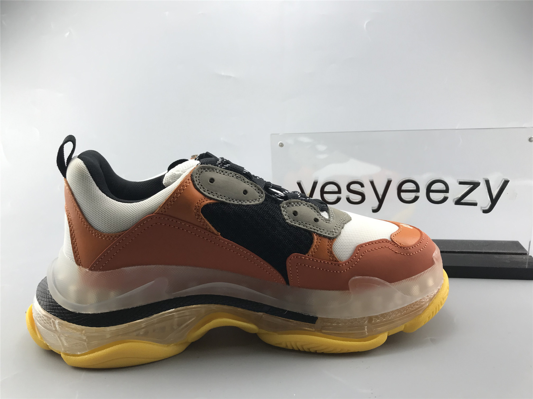 UA TRIPLE S SNEAKER BLACK ORANGE