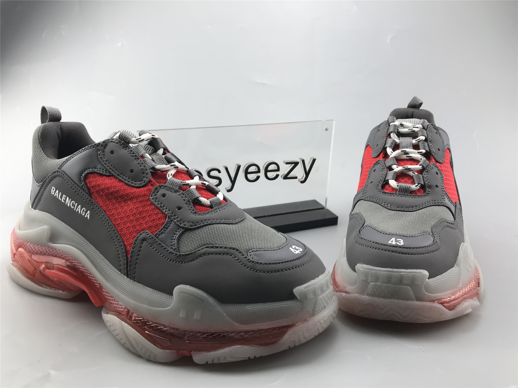 UA TRIPLE S SNEAKER GREY RED