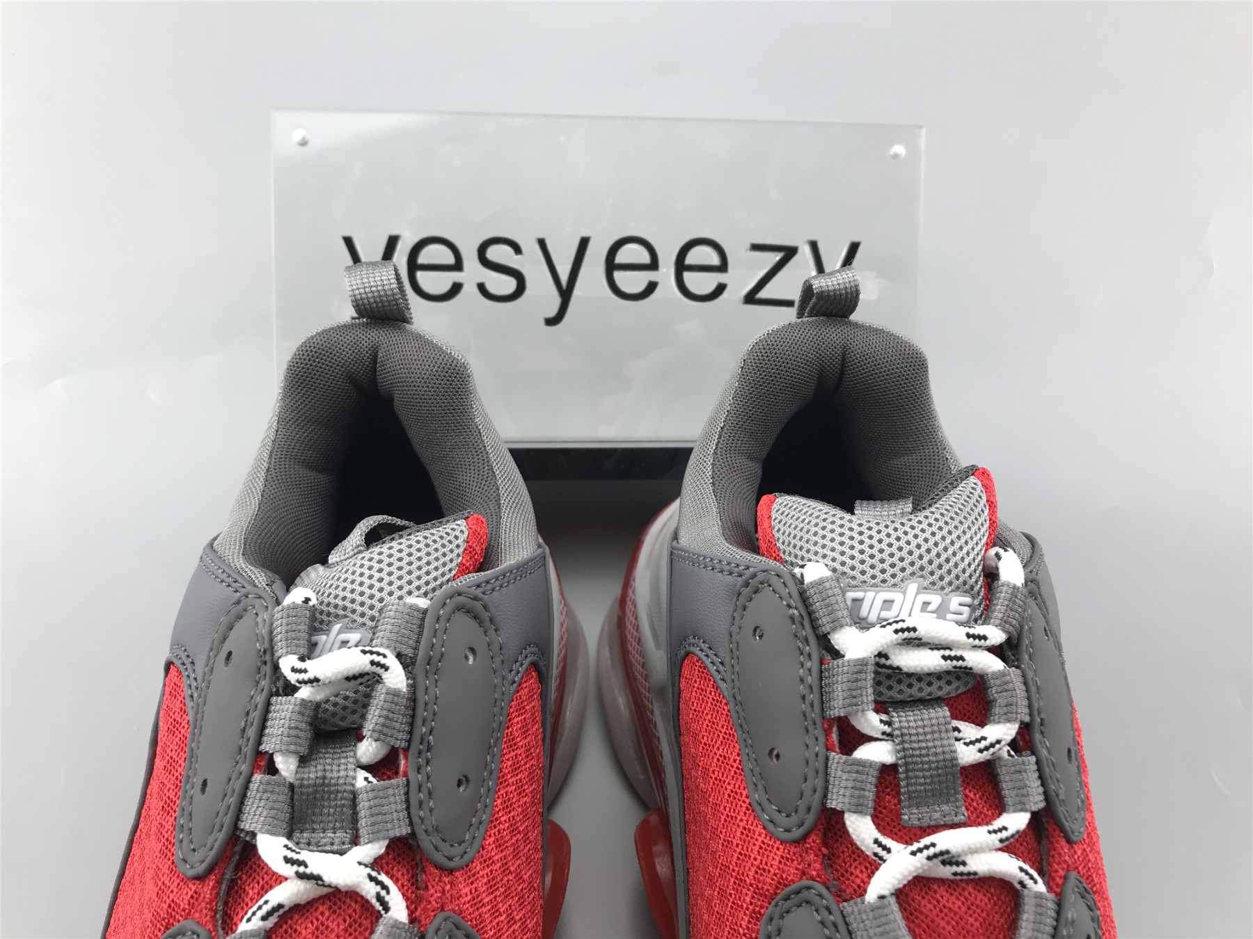 UA TRIPLE S SNEAKER GREY RED