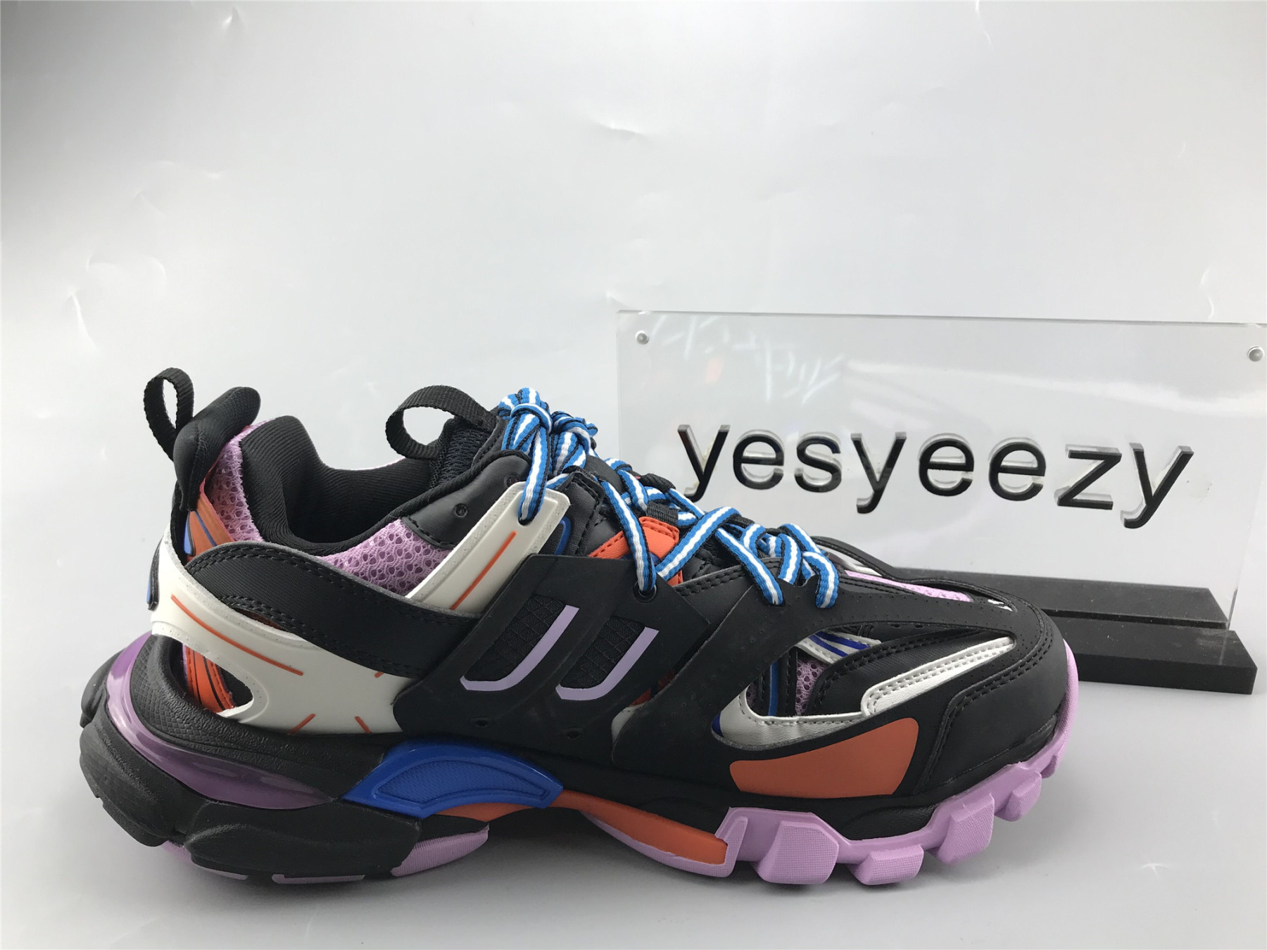 UA TRACK SNEAKER IN ROSE AND ORANGE MESH AND NYLON