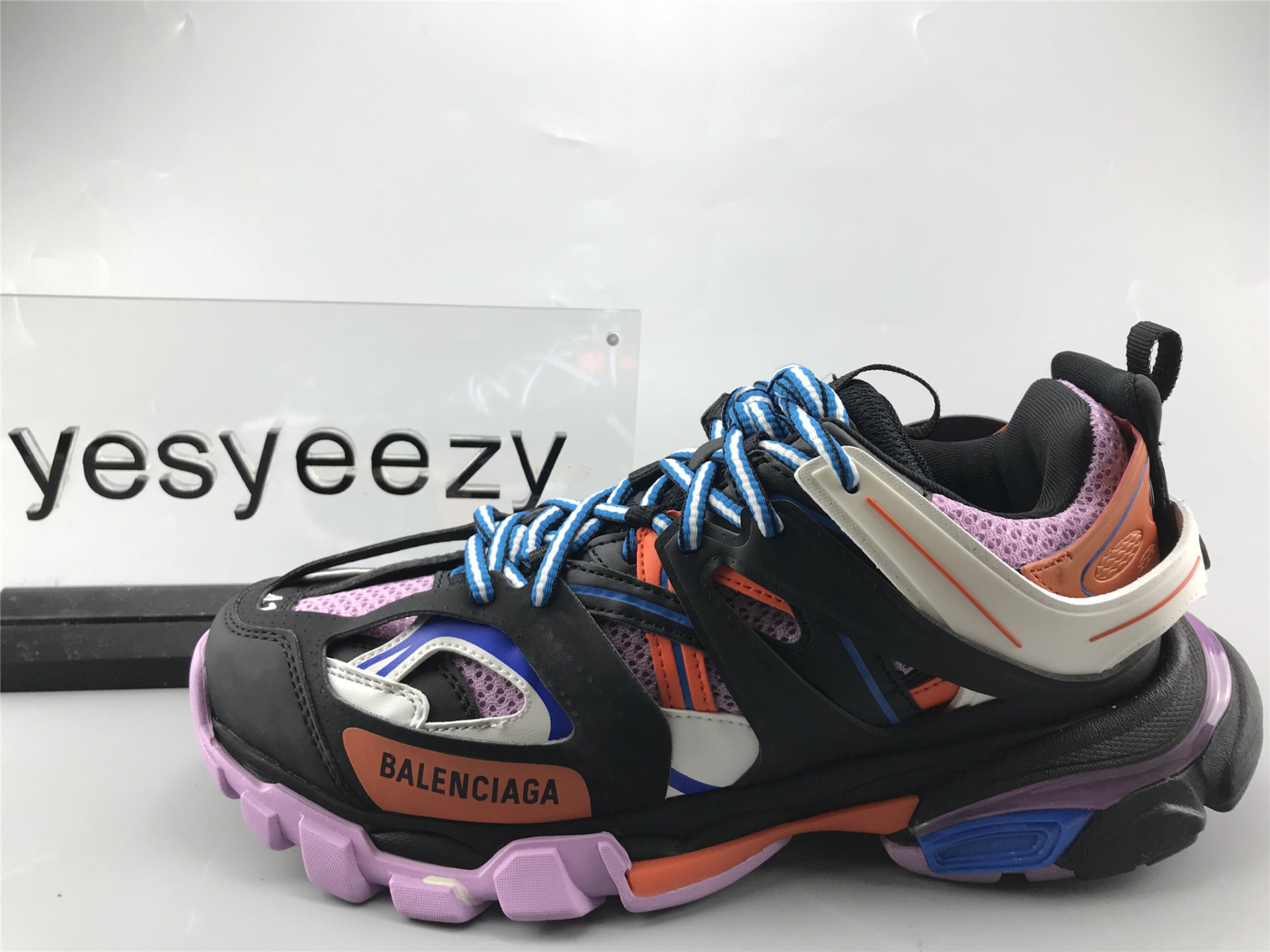 UA TRACK SNEAKER IN ROSE AND ORANGE MESH AND NYLON