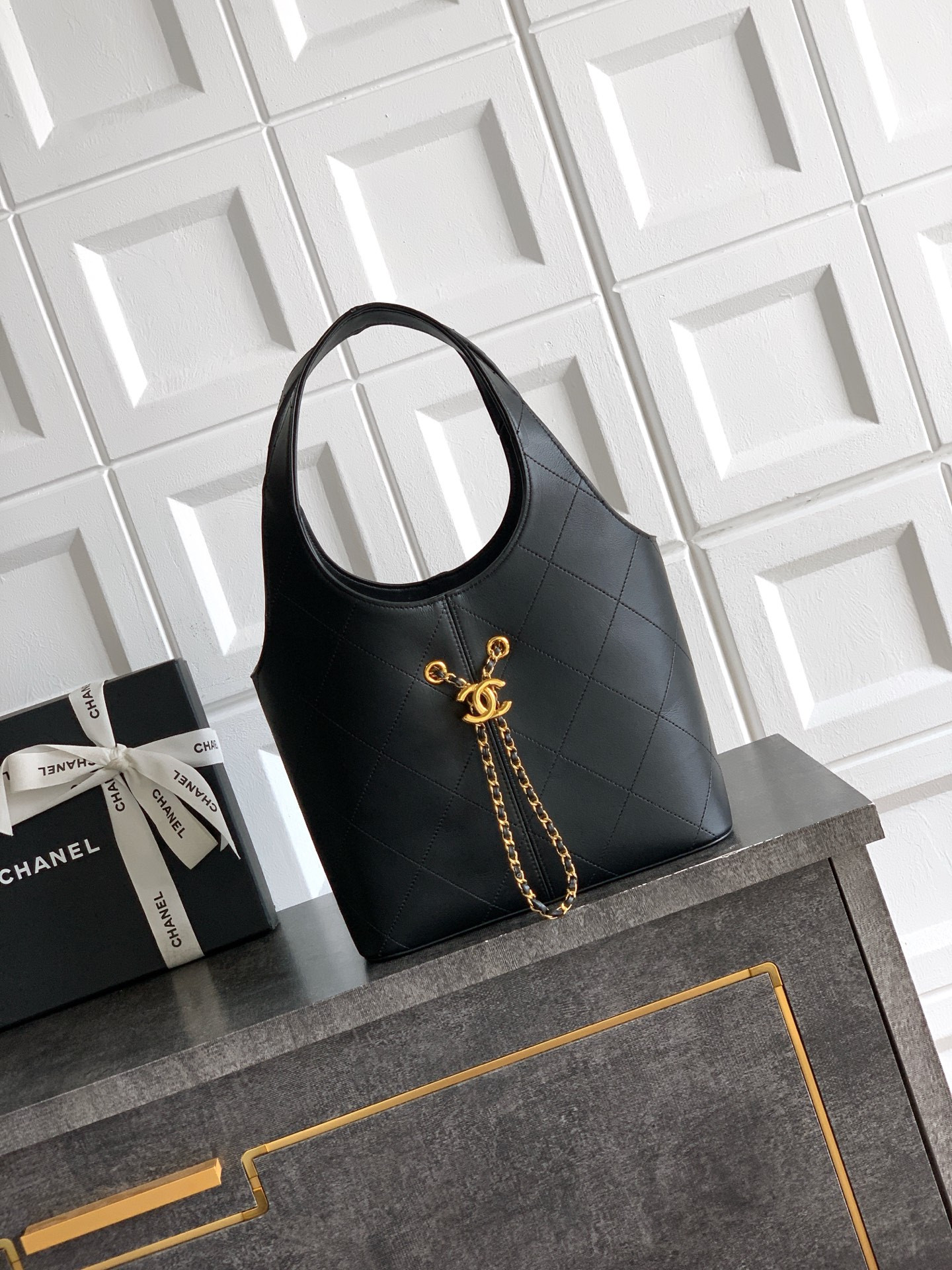 Ch**el shopping bag as6108 35x27x13cm