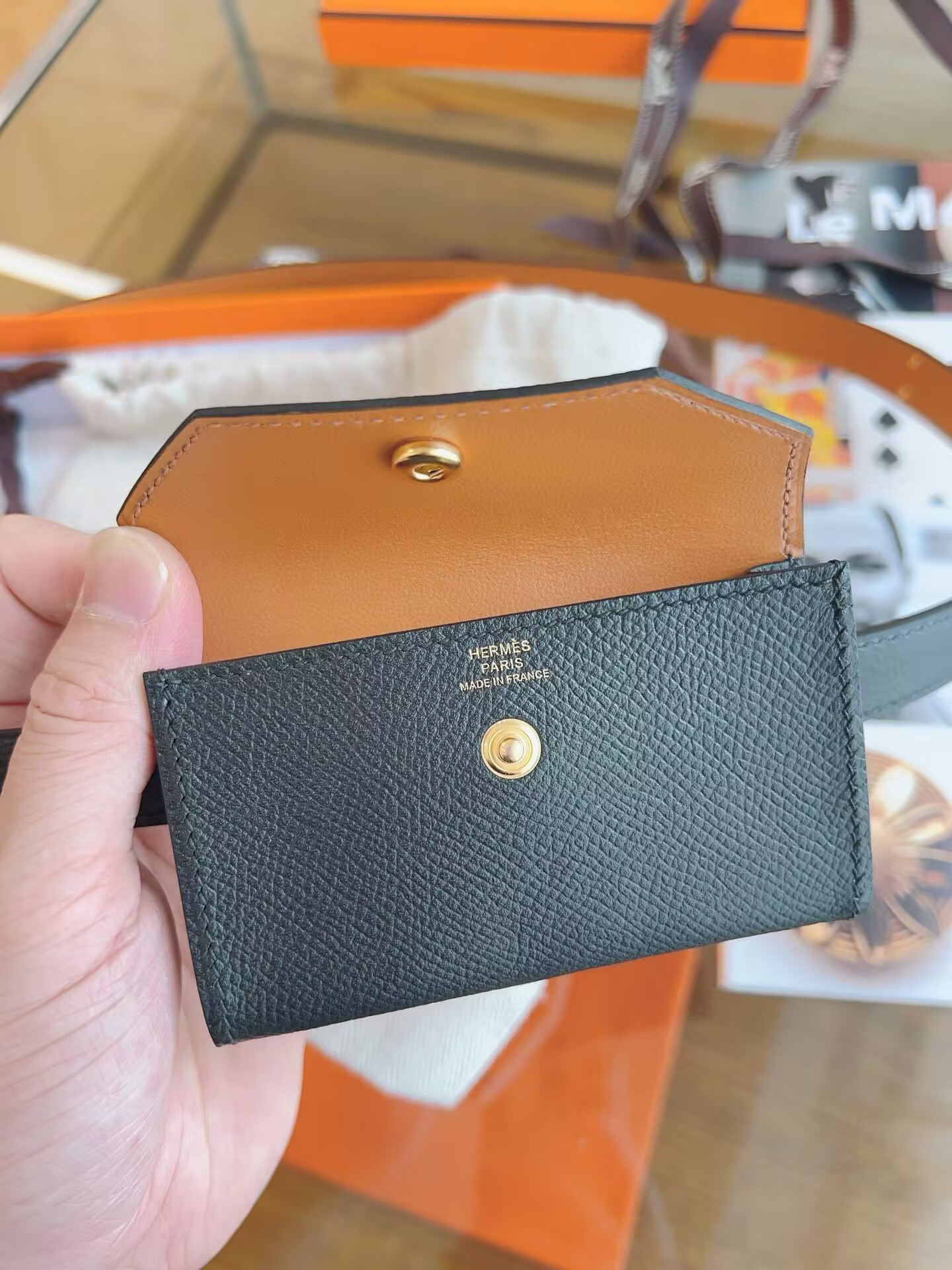 H**me5 kelly pocket 18 belt