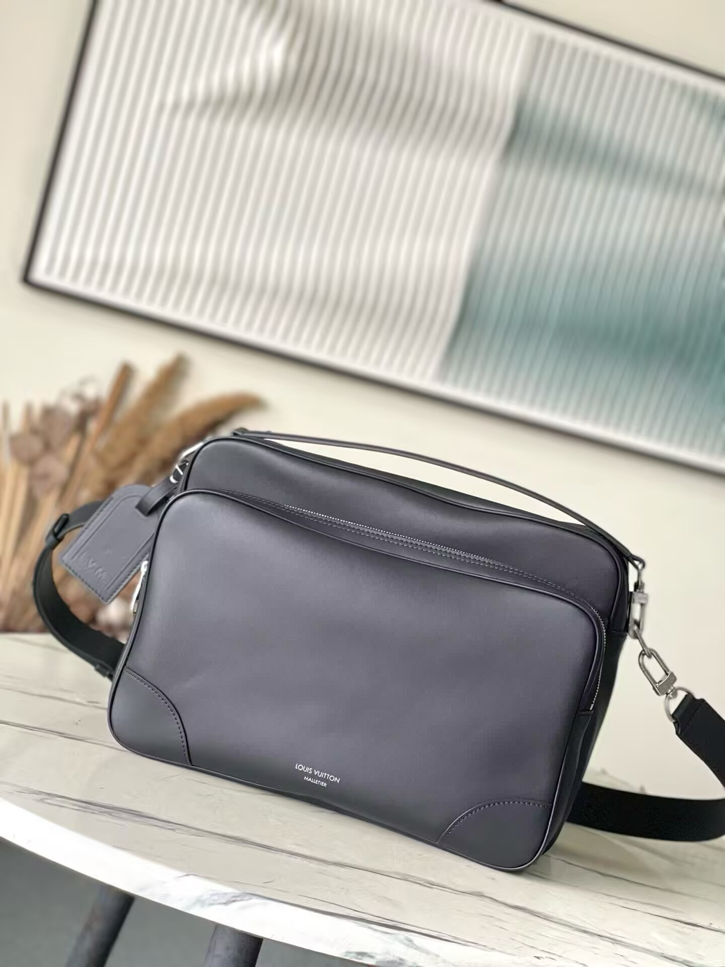 LV Nil XL M27999 37 x 26 x 19 cm