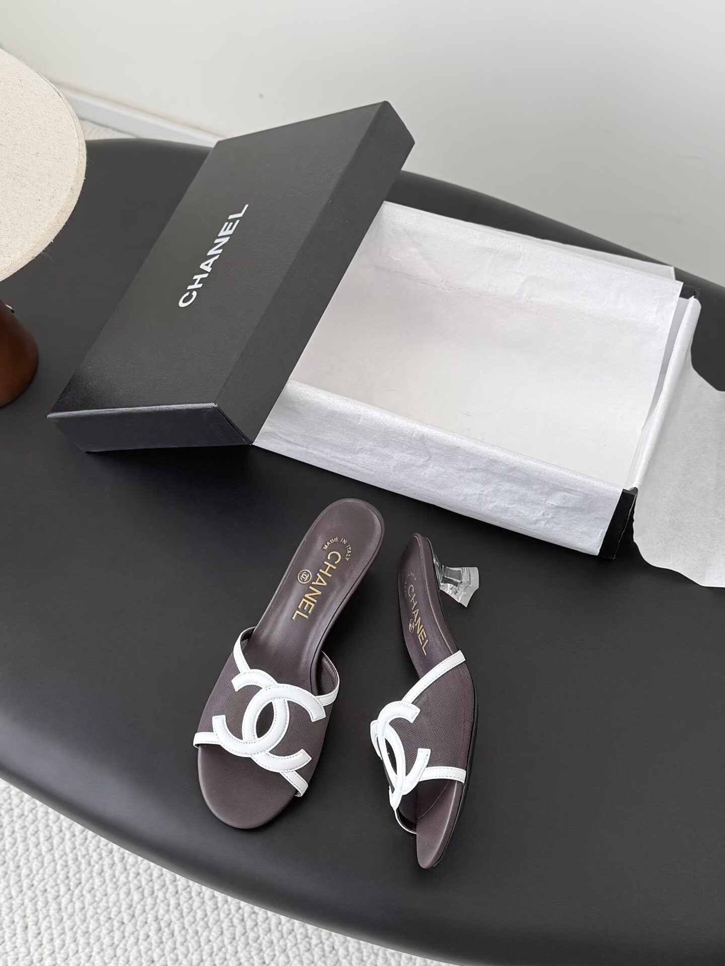 ua Ch**el sandals 4.5cm heel