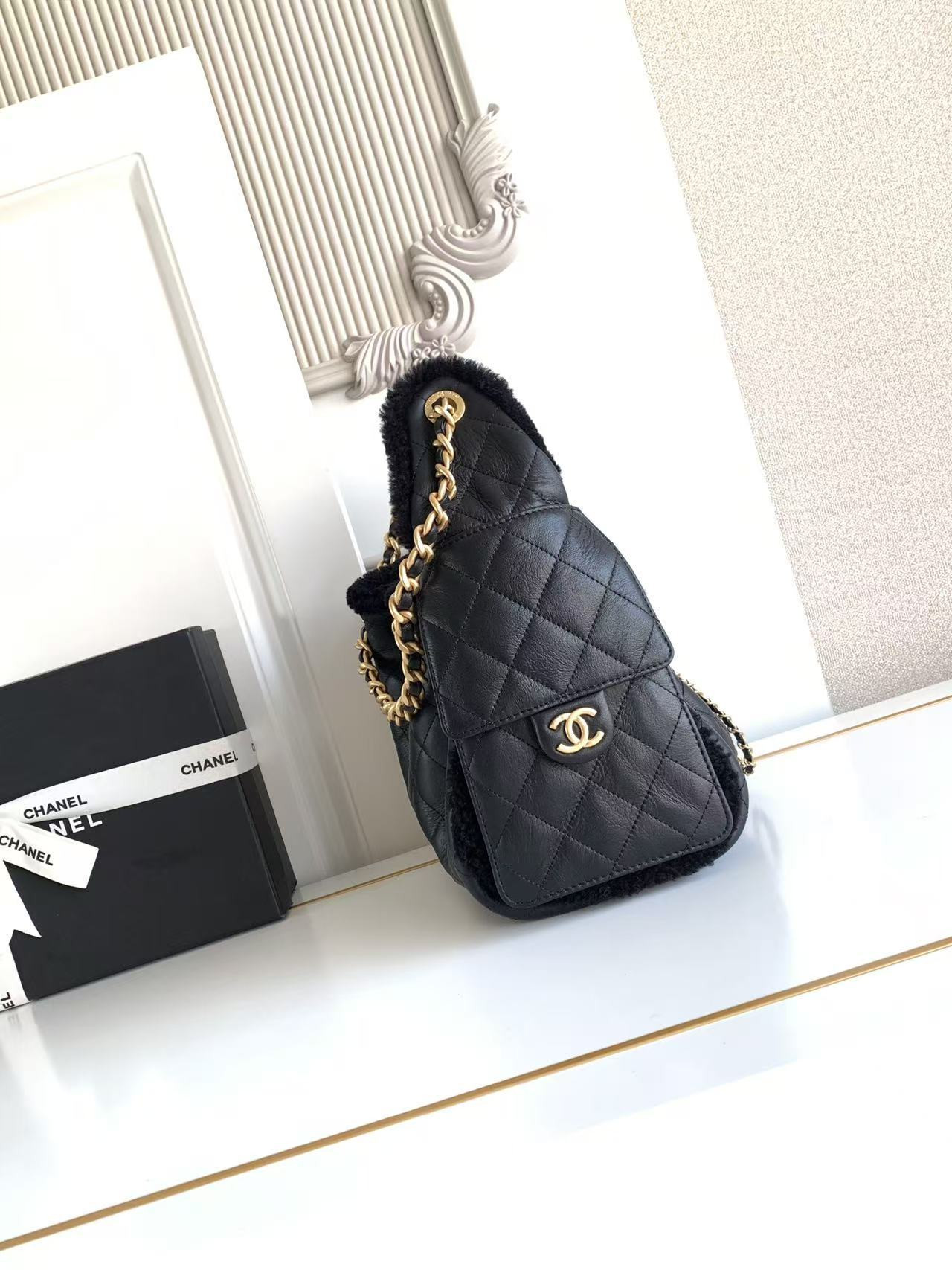 Ch**el 25c bucket bag 30x26x14cm