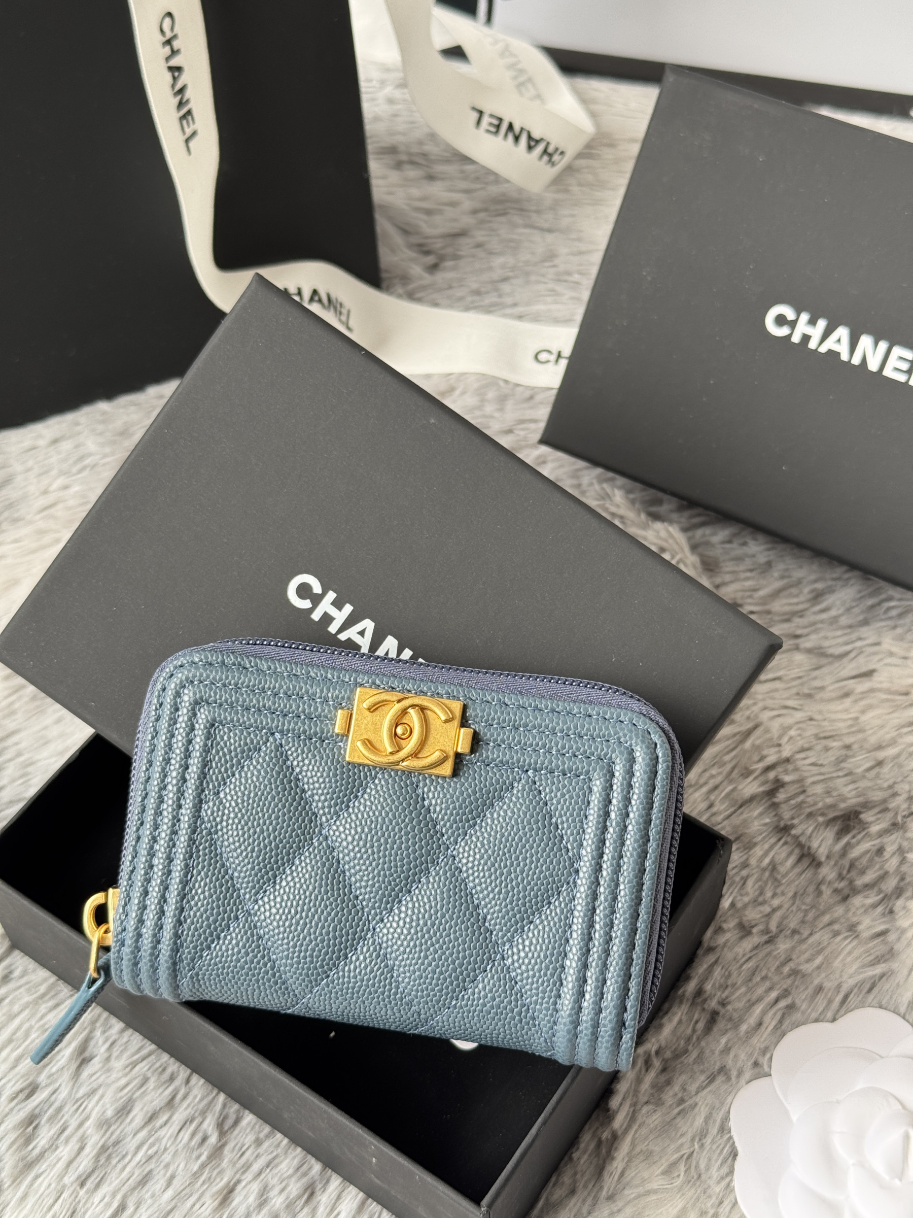 Ch**el boy zip around coin purse wallet a80602 7.5x11cm