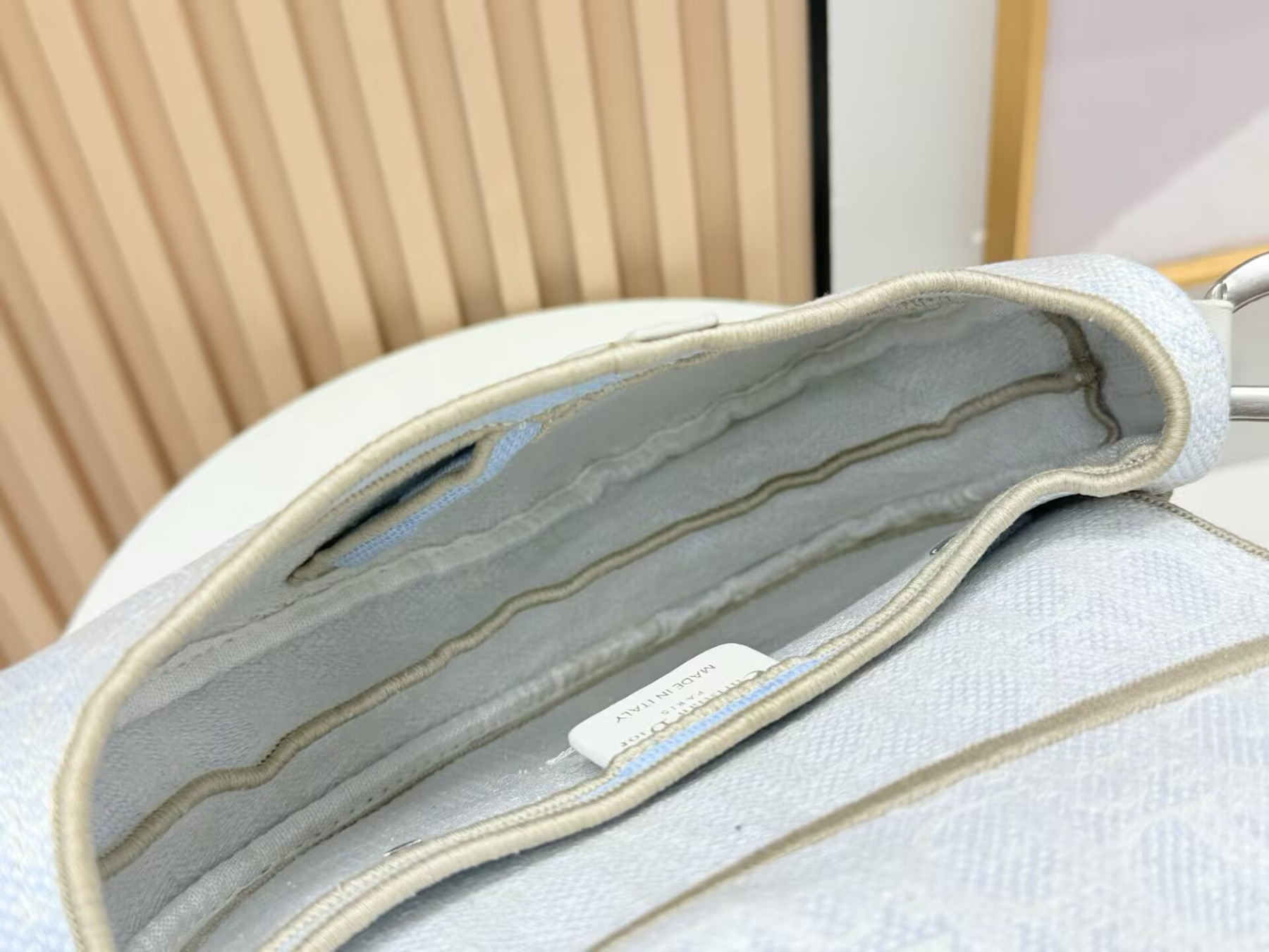 D10r saddle bag 24x6x18cm