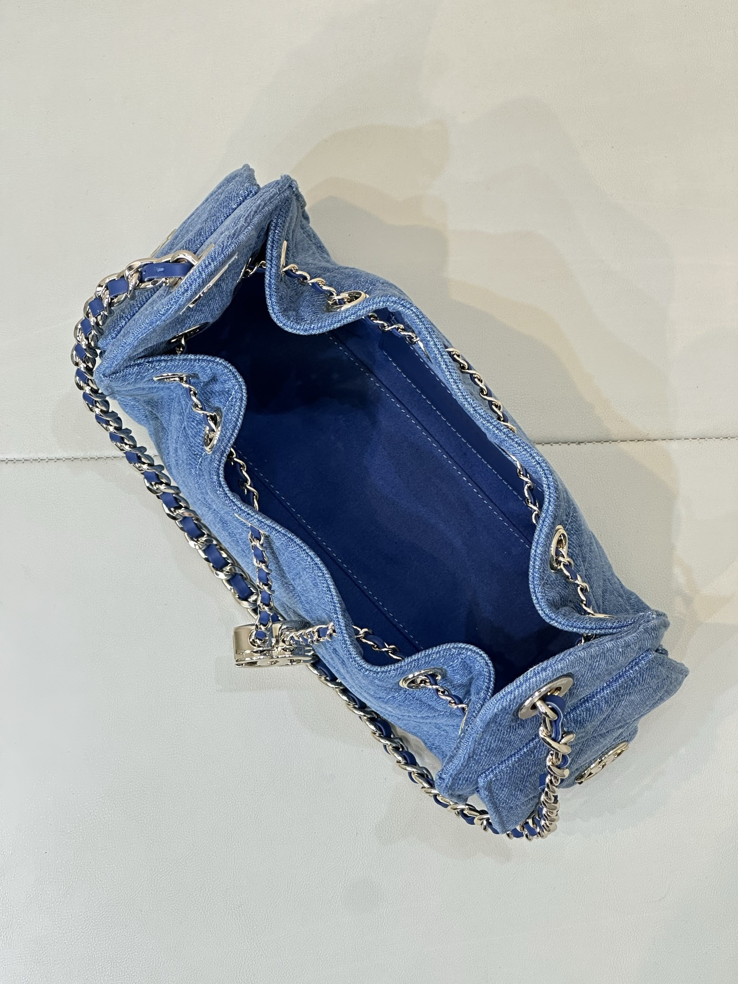 Ch**el 25c bucket bag 20x22x12.5cm