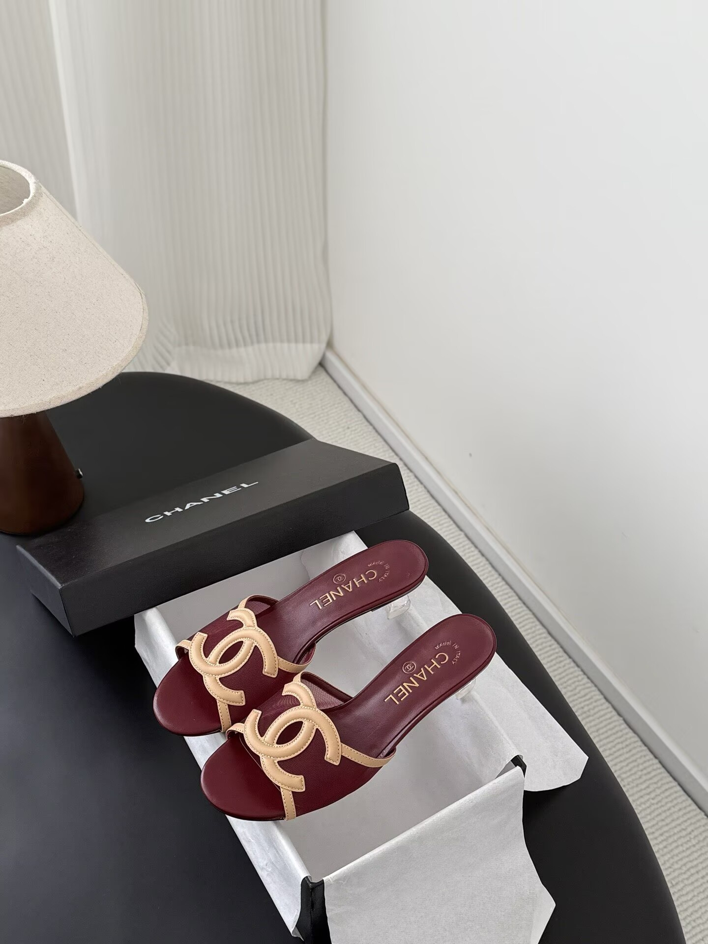 ua Ch**el sandals 4.5cm heel