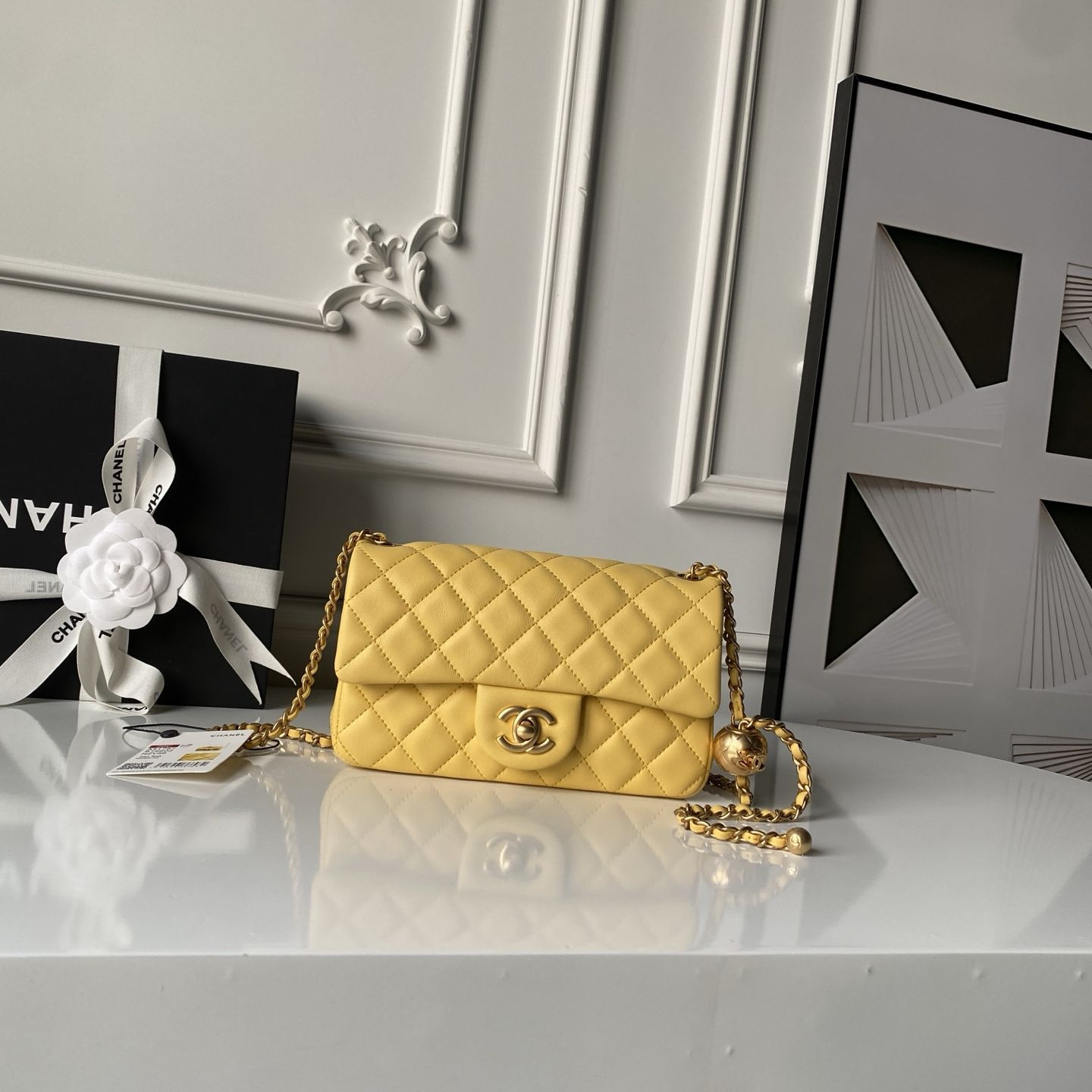 Ch**el MINI FLAP BAG 12×20×6 cm